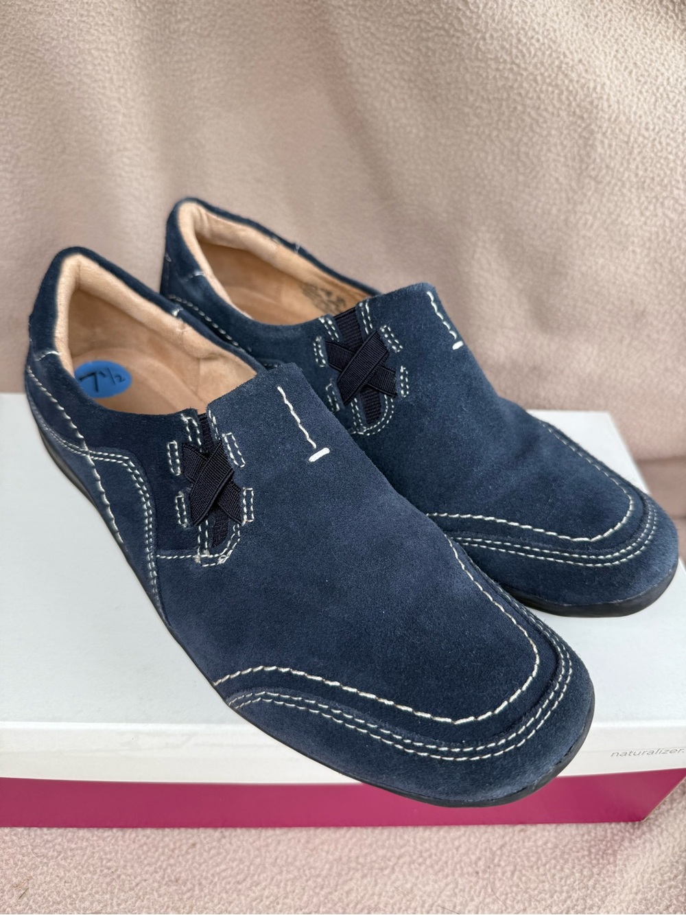 Naturalizer Women's Loafers - French Navy - Size 7.5 M - Like New with Box